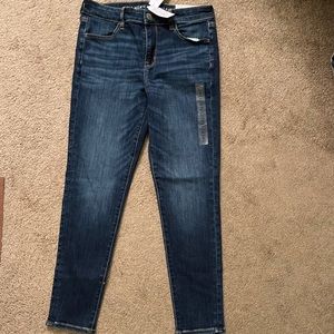 🚫SOLD🚫NWT American eagle hi rise jegging 10 shor